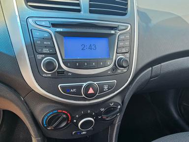 HYUNDAI Accent 2012 - Thumbnail 8