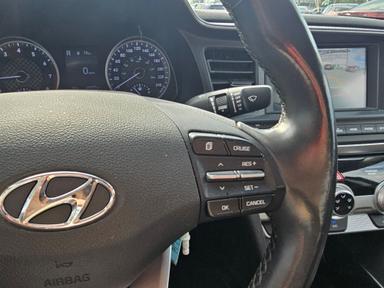 HYUNDAI Elantra 2020 - Thumbnail 16