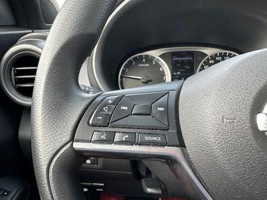 NISSAN Kicks 2020 - Thumbnail 11