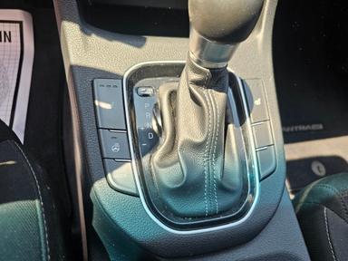 HYUNDAI Elantra GT 2019 - Thumbnail 8