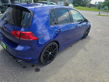 VOLKSWAGEN Golf R 2017 - Thumbnail 3