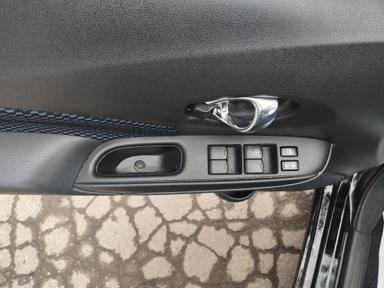 NISSAN Versa Note 2018 - Thumbnail 15
