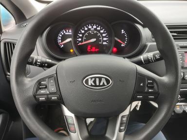KIA Rio 2013 - Thumbnail 12