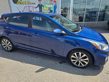 HYUNDAI Accent 2017 - Thumbnail 3