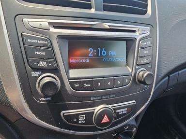HYUNDAI Accent 2017 - Thumbnail 10