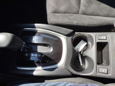 NISSAN Rogue 2016 - Thumbnail 18