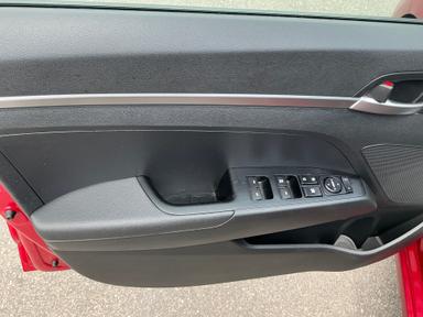 HYUNDAI Elantra 2020 - Thumbnail 9