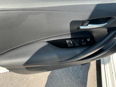 TOYOTA Corolla Hatchback XII (E210) 2021 - Thumbnail 9