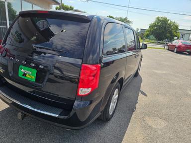 DODGE Grand Caravan 2019 - Thumbnail 2