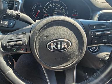 KIA Sorento 2018 - Thumbnail 14