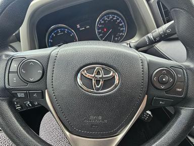 TOYOTA RAV4 2018 - Thumbnail 13