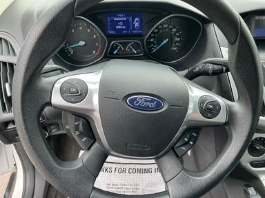 FORD Focus 2013 - Thumbnail 9